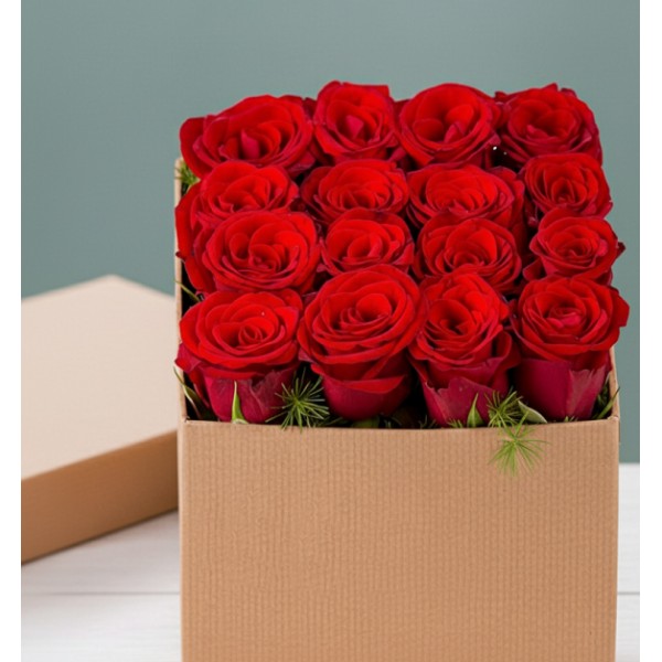 Kraf Kutuda Canlı 16 Kırmızı Gül