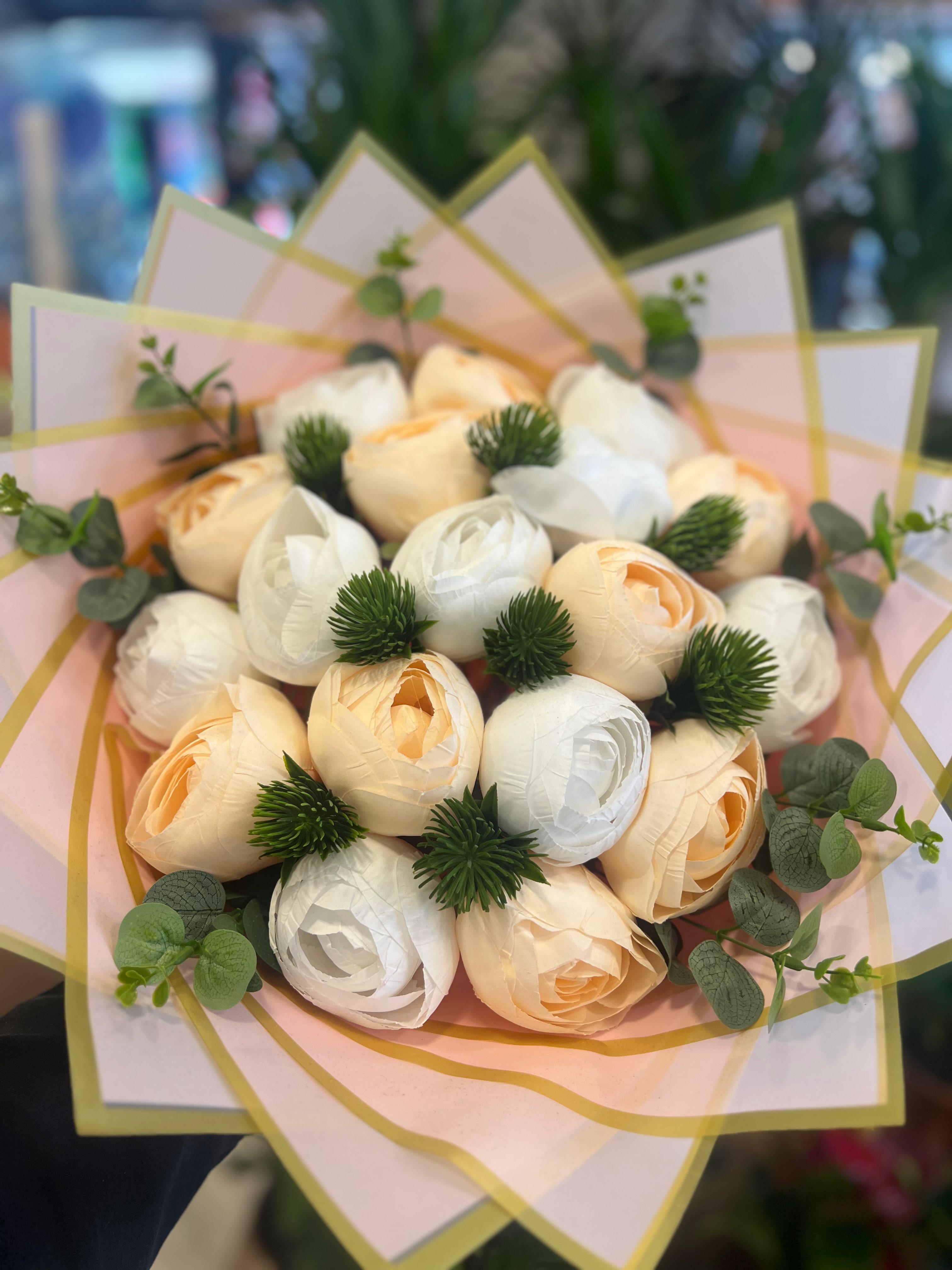 Yapay Şakayık Buketi