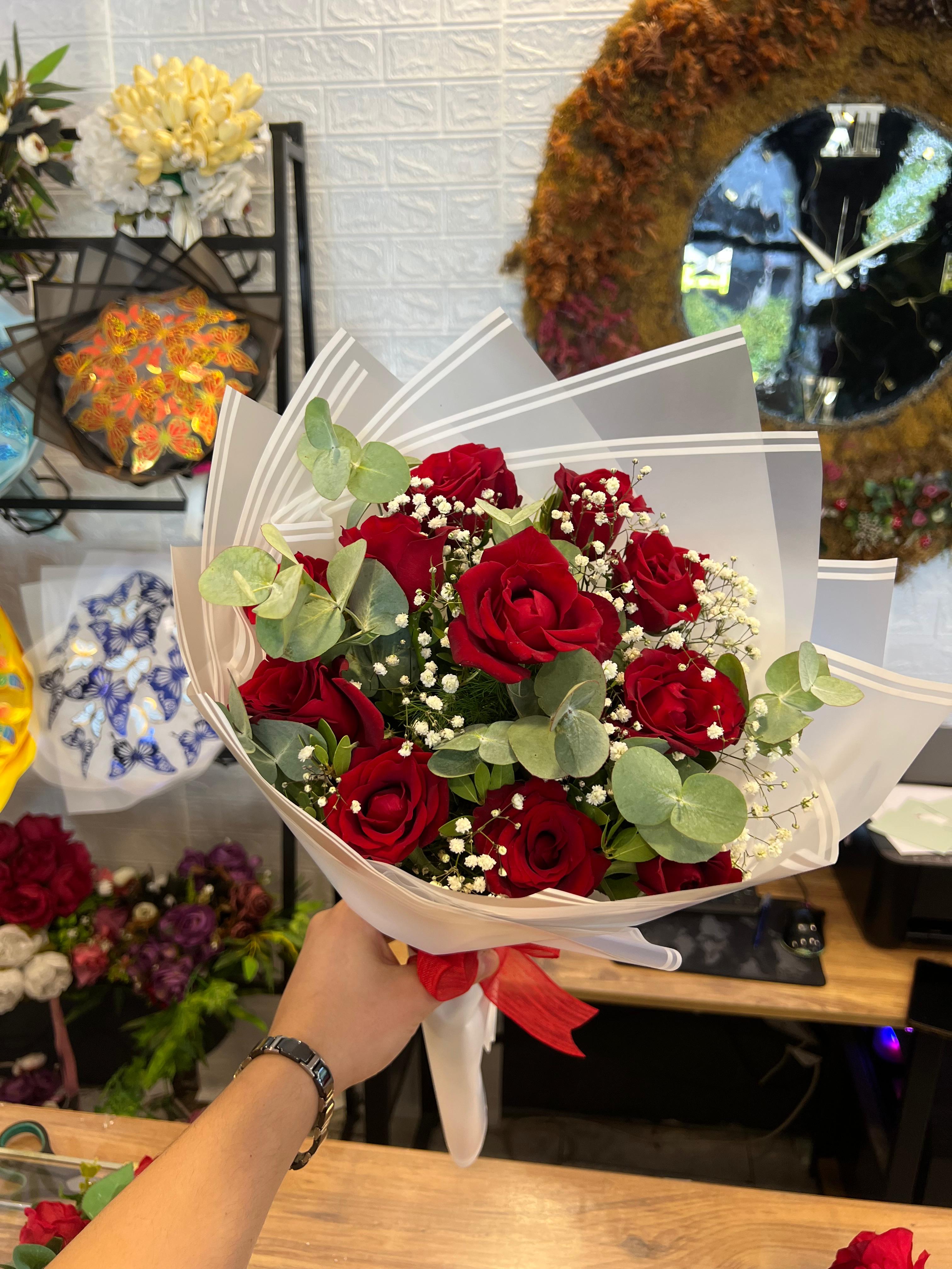 Bukette 11 Kırmızı Gül Efsane Kampanya