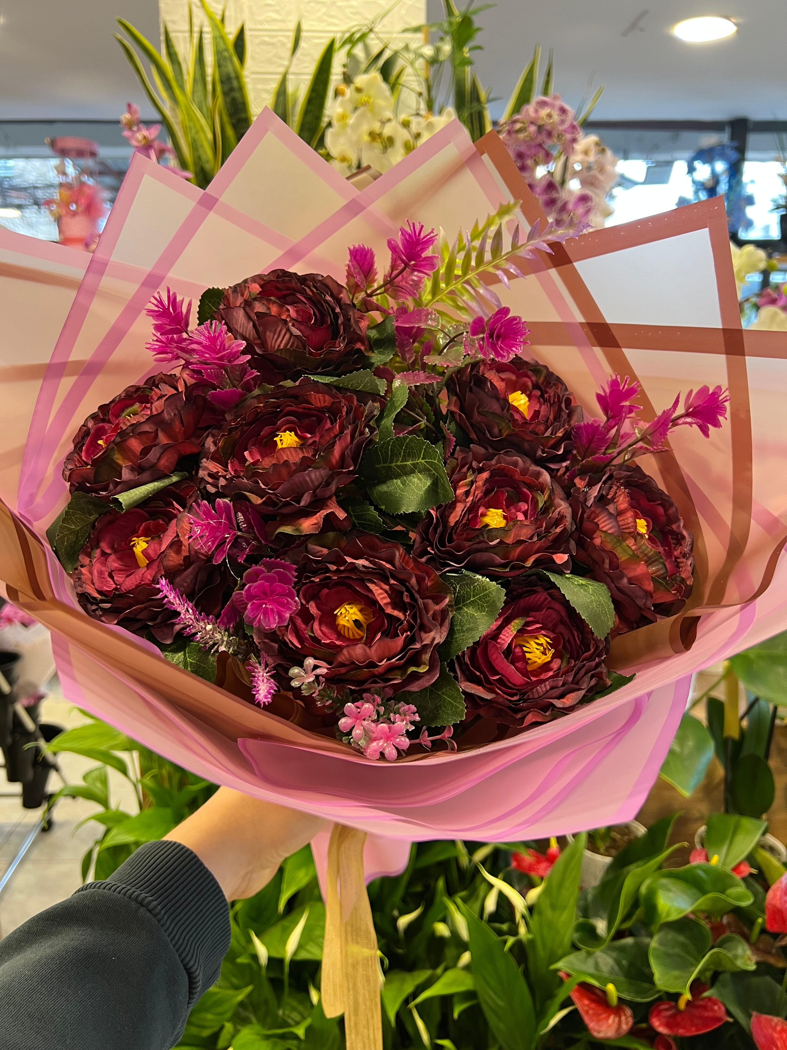 Yapay Şakayık Buketi